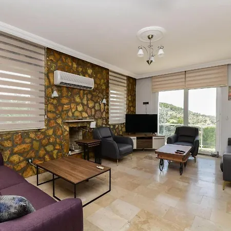 Villa 5 Star With First Class Amenities, 1004